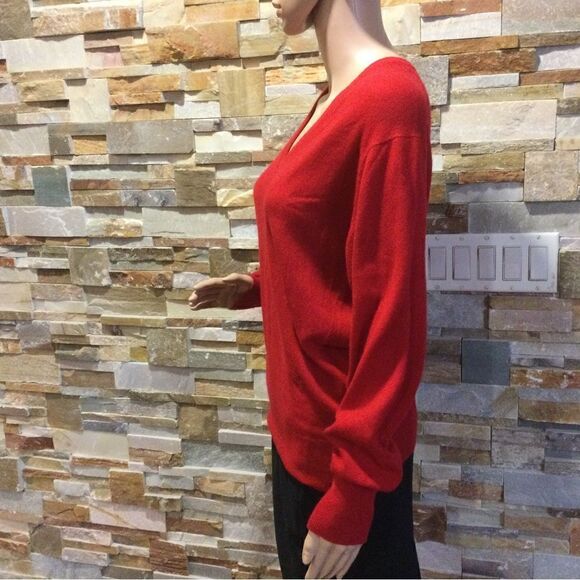 GIVENCHY Gentleman V-neck sweater  - Picture 2 of 12